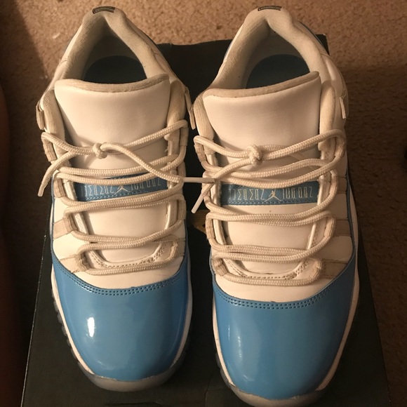 University blue 11s - Picture 1 of 3